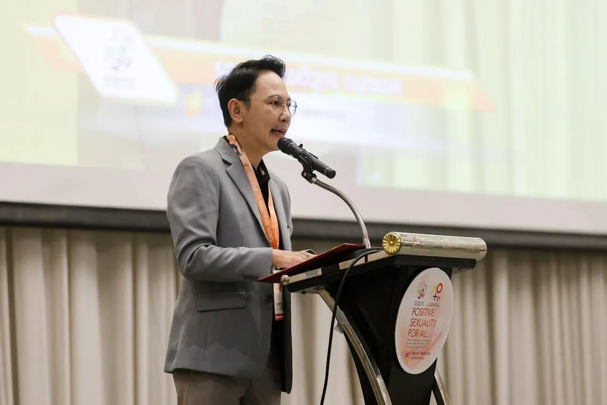 A lecture on stage at NCCSSM 2024